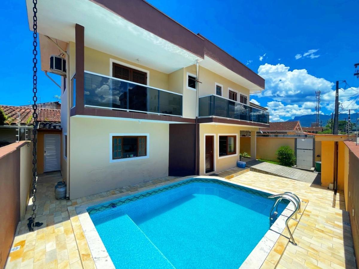 Villa Casa Centro Com Piscina Ubatuba Exterior foto
